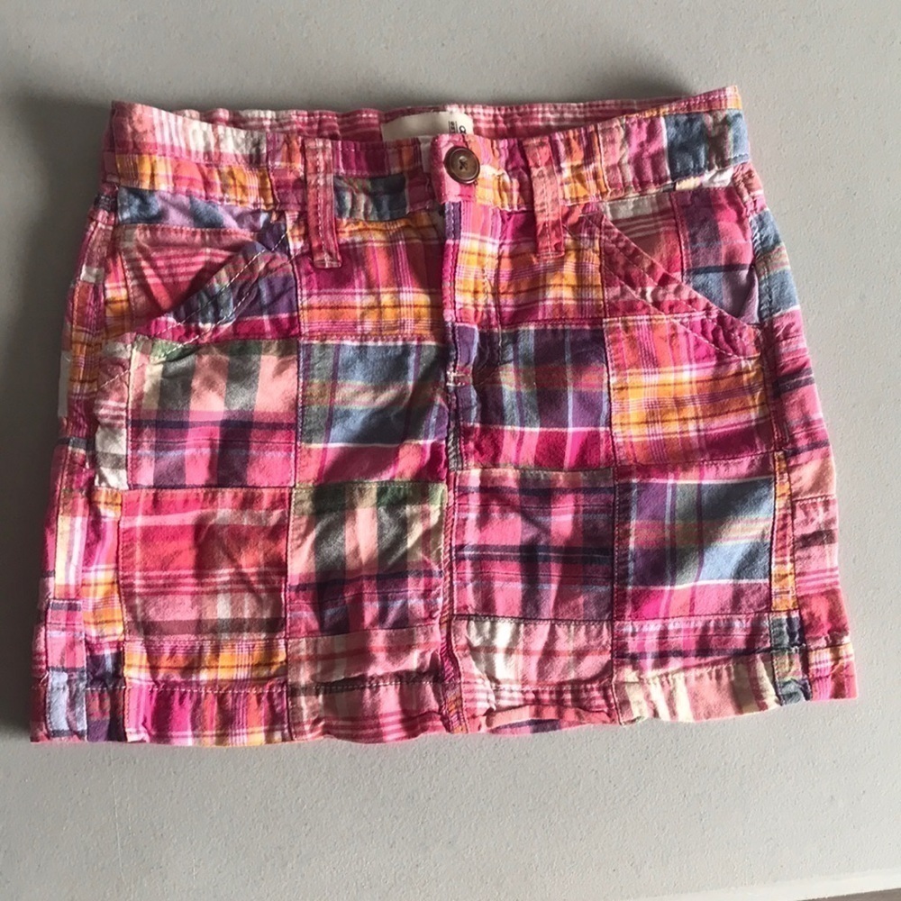 Old Navy Pink plaid miniskirt with adjustable waist Girl’s size 8